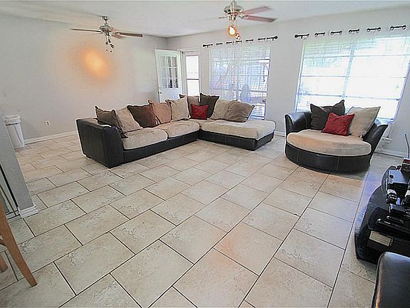 3rd image of 17630 Heritage Creek Dr