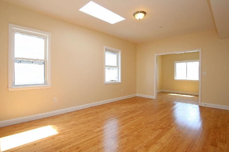 2nd image of 45 Orleans St #6C
