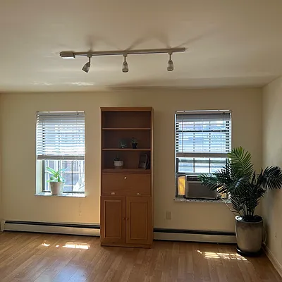 Rented by Hiram A. Vidal, LREB | media 24