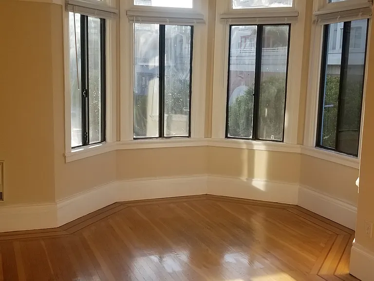 1385 Pine St #11 — Photo 4