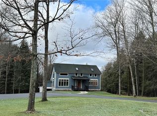 7576 McCormick Rd, Hamilton, NY 13346