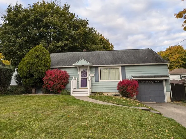 401 Colonial Ave, Vestal, NY 13850