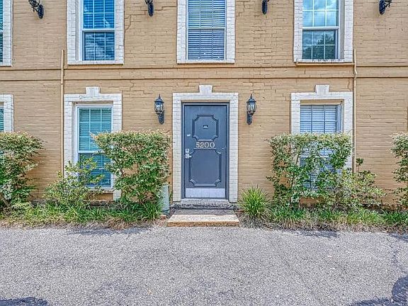 5th image of 5200 Arboles Dr APT 3