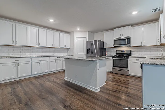 14846 Goldfinch Way — Photo 9
