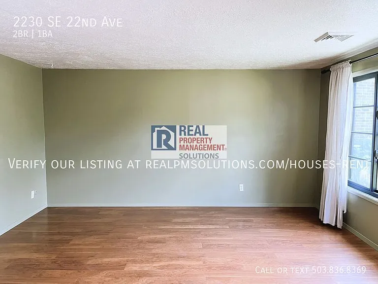 2230 SE 22nd Ave — Photo 6
