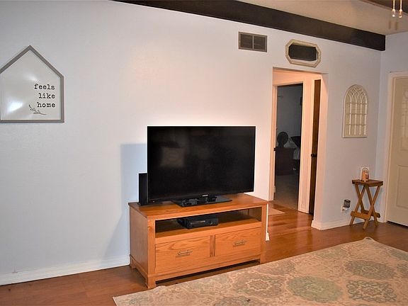 3rd image of 15 Lefever Heights Dr
