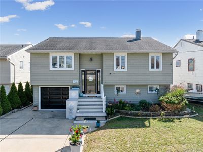 102 E 1st Street, Freeport, NY, 11520