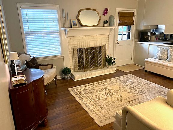 3rd image of 1219 Shincliffe Ct