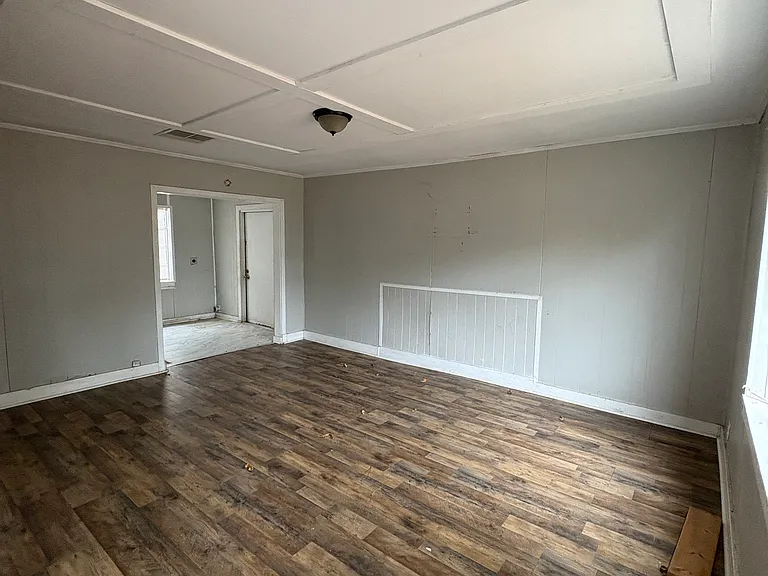 3963 S Court St — Photo 2