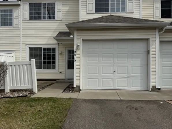 9019 Terra Verde Trl, Eden Prairie, MN 55347