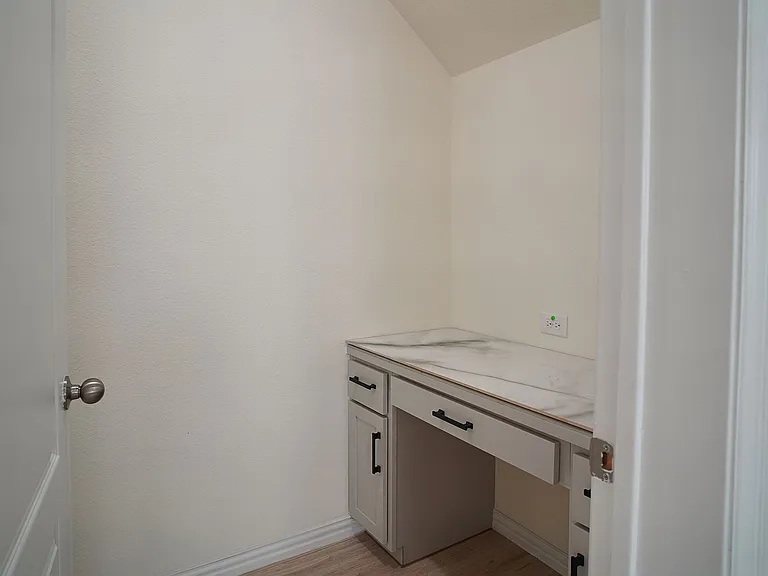 1432 Four Corner Ln — Photo 7
