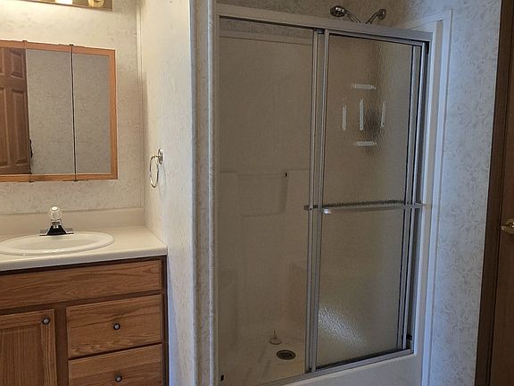 5th image of 5259 Dover Ave