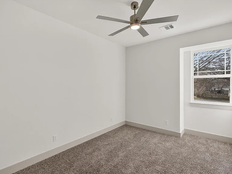 502 E Kimball St #2 — Photo 26