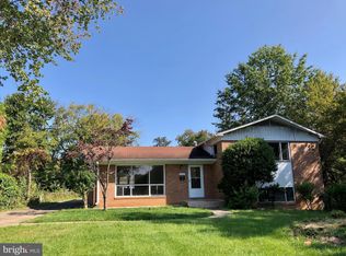 6000 Lebanon Dr, Falls Church, VA 22041