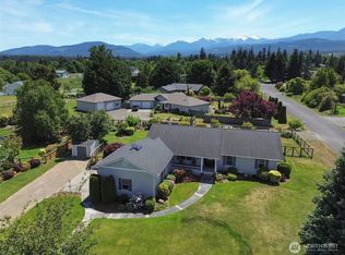 22 E Bedinger Rd, Sequim, WA 98382