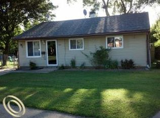 1933 Mel Ct, Westland, MI 48186