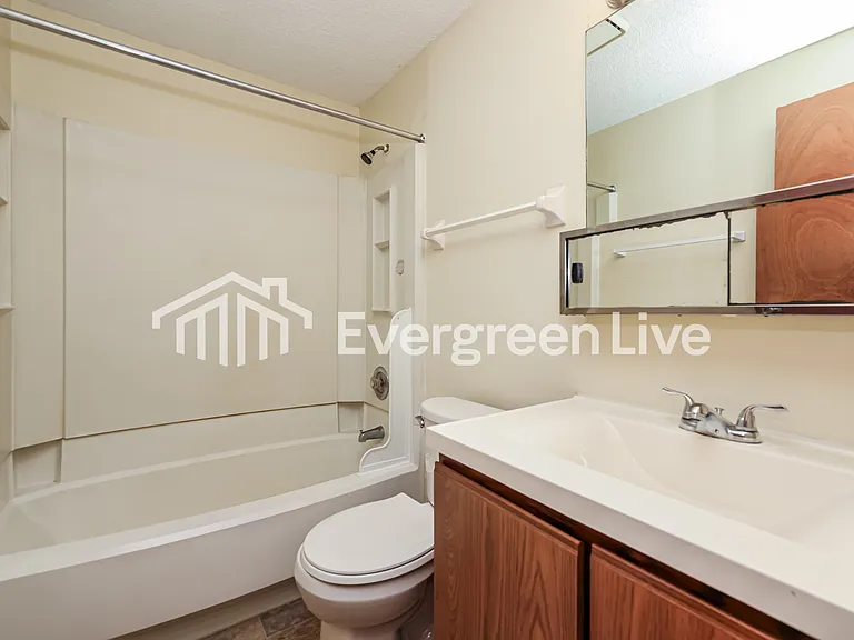 6493 Rolling Glen Dr — Photo 14