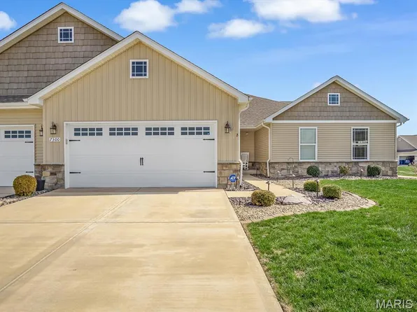 7300 Fulham Ln #B, Troy, IL 62294