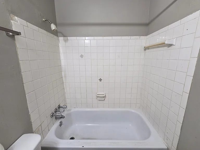 3021 Ashwood St — Photo 28