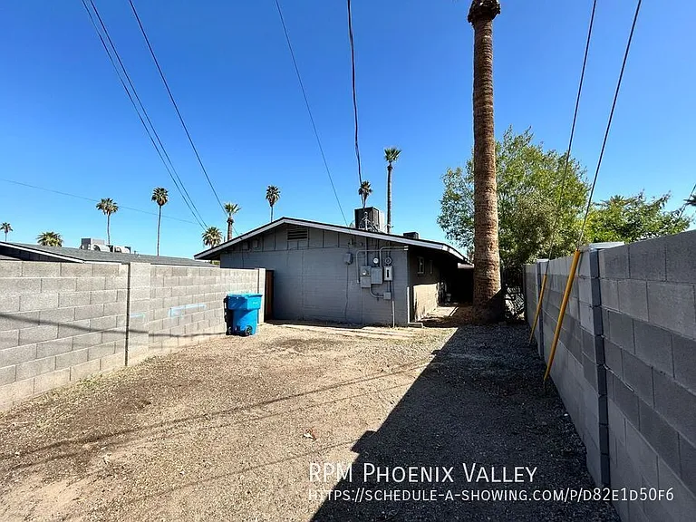 4837 E Willetta St #3 — Photo 12