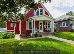 1813 W 1st St, Grand Island, NE 68803