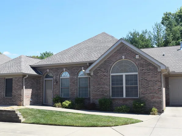 8130 Wyntree Villas Dr #8130, Newburgh, IN 47630