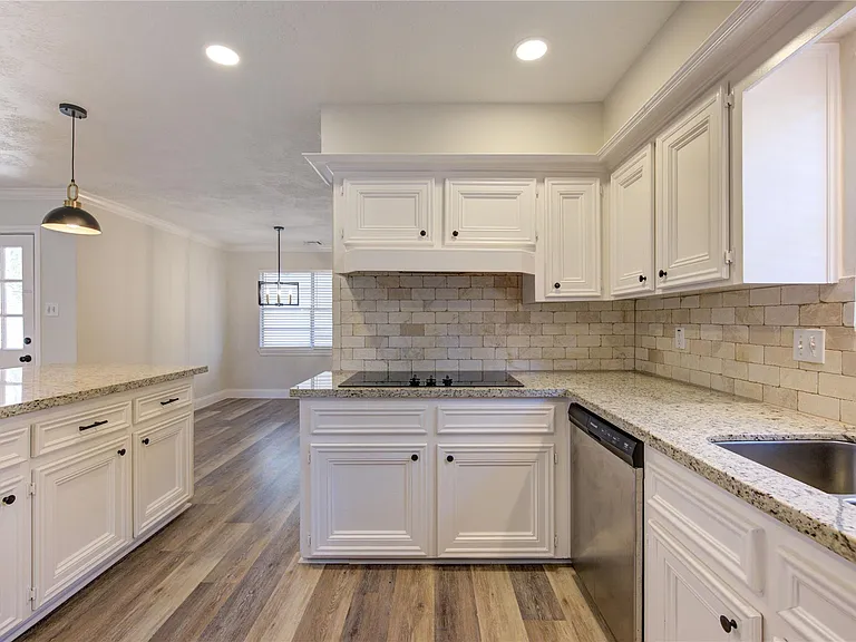 9115 Taidswood Dr — Photo 20