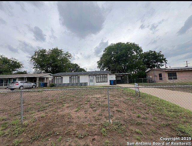 1st image of 111 Zerrcliff