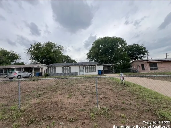 111 Zerrcliff, San Antonio, TX 78220