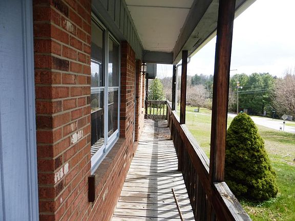 4th image of 97 Strealy St