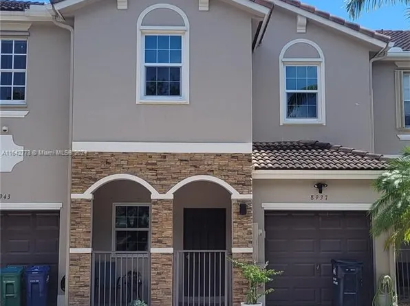 8937 SW 225th St, Cutler Bay, FL 33190
