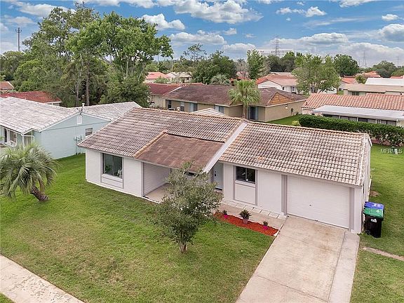 2nd image of 5531 Minaret Ct