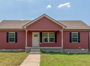 224 Meadow Ln, Oak Grove, KY 42262