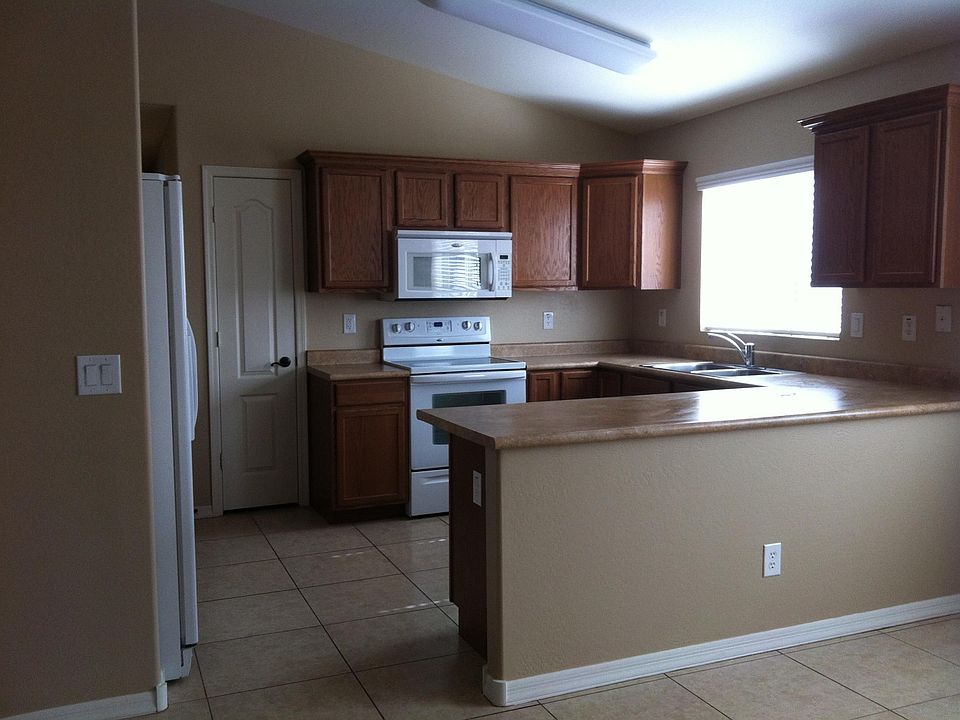 2nd image of 42934 W Camino De Janos