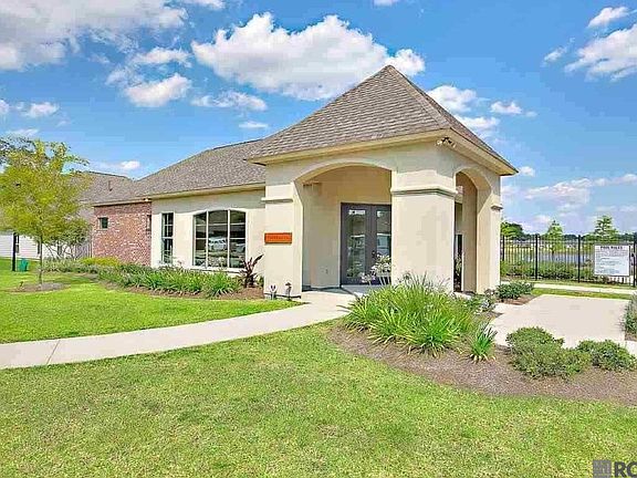 2nd image of 8316 Seville Ct