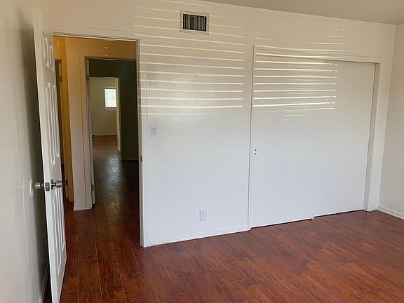 5th image of 1313 E Banyan Ave
