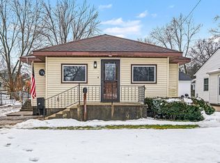 128 W Averill St, Sparta, MI