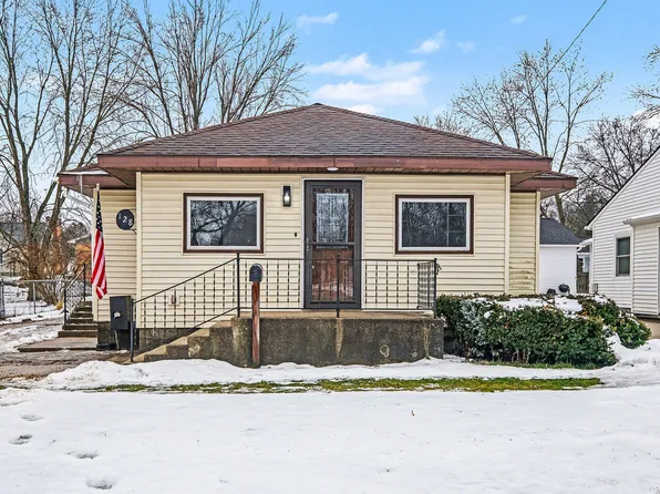 128 W Averill St, Sparta, MI 49345