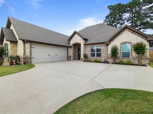 11255 Fox Trl, Flint, TX 75762
