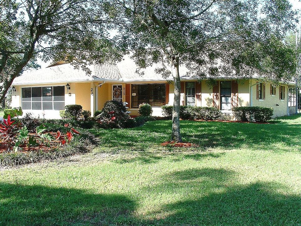 1st image of 28 Tall Oaks Trl