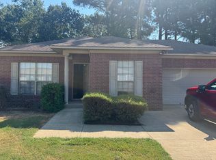 620 S Mitchell St, Conway, AR 72034