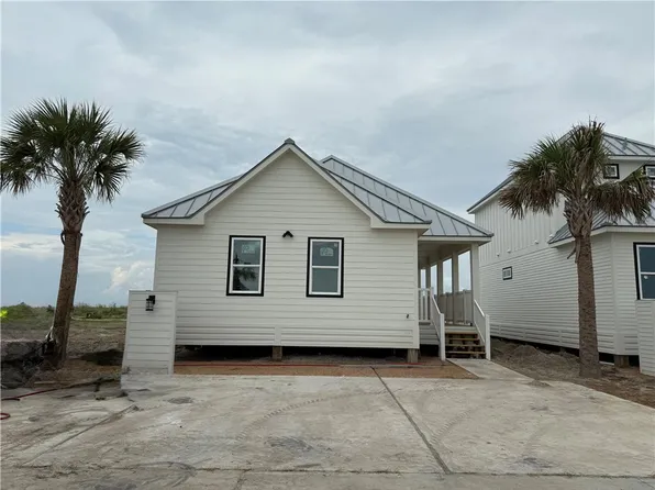 199 Saint John Cir, Pt Aransas, TX 78373