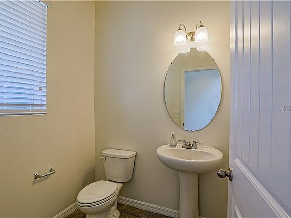 4th image of 4008 Brookshire Cir