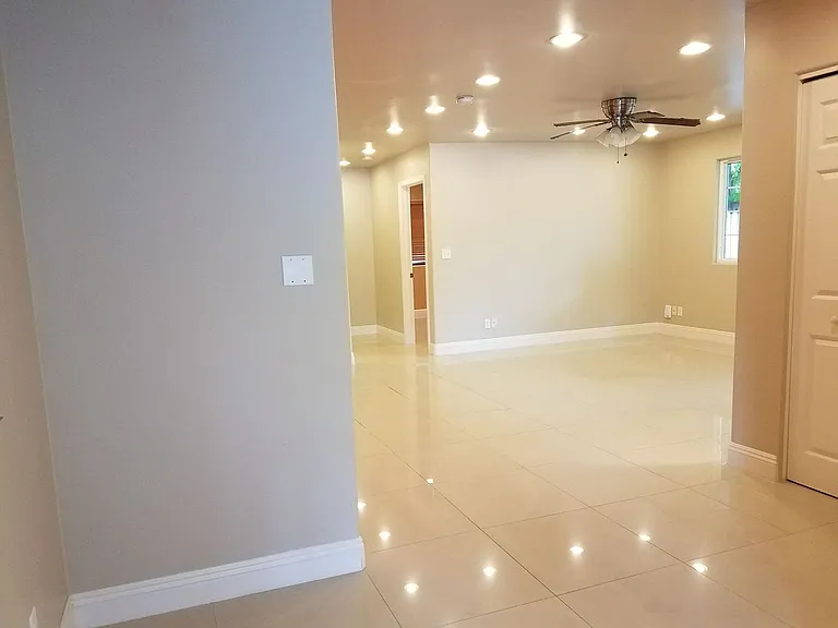 935 Kaipii St — Photo 7