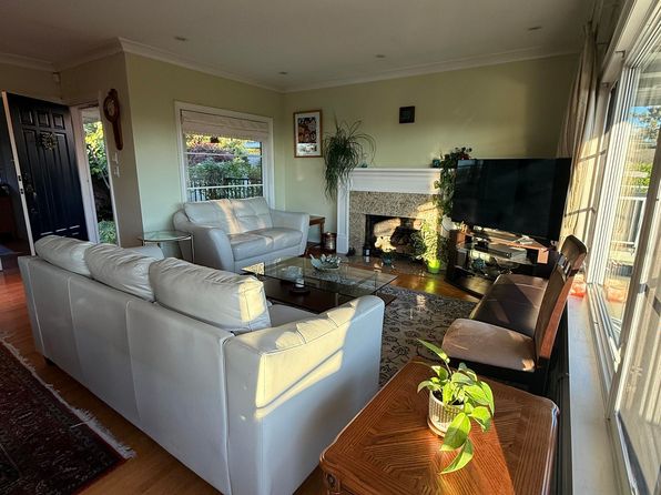 2 bedroom rental in West Vancouver — photo 5