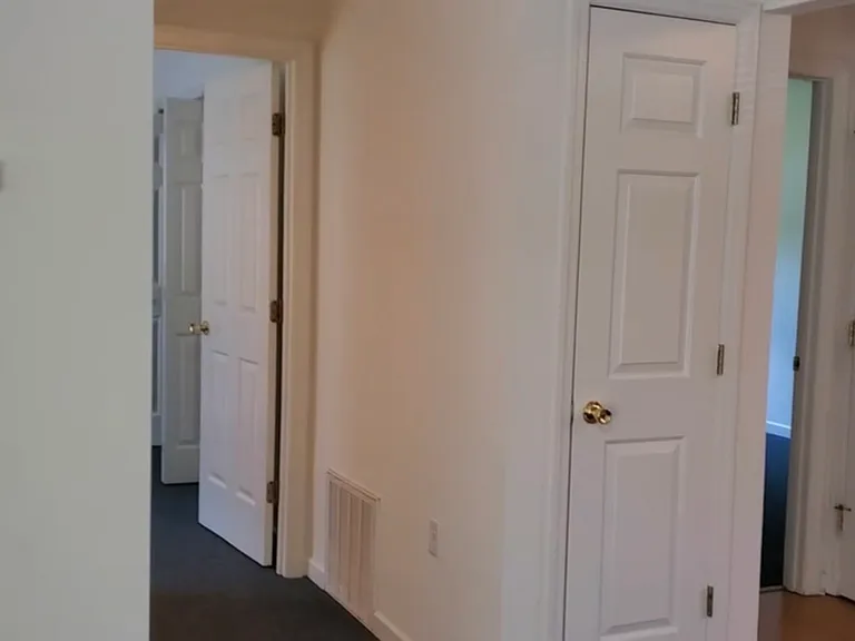 685 E Brockway Ave #4 — Photo 12
