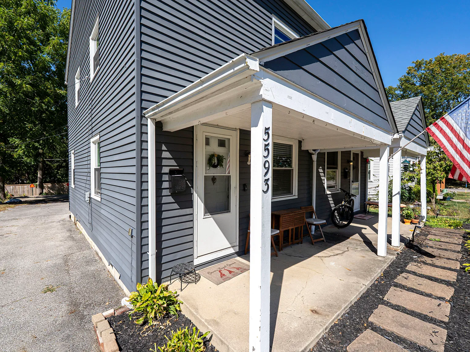 2 bed, 800 sqft, $1,800 — Photo 3