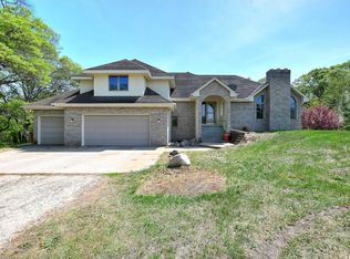 160 Swan Lake Ln NW, Oak Grove, MN 55011