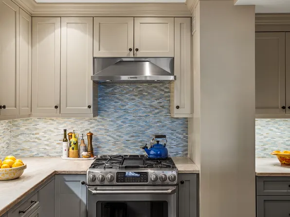 200 East End Avenue image 10 of 21