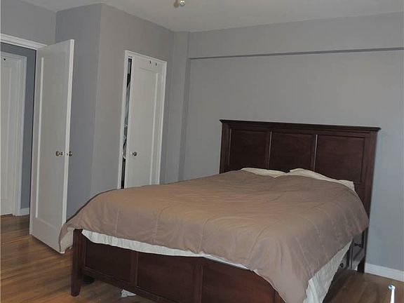 5th image of 275 Maple Ave #D5